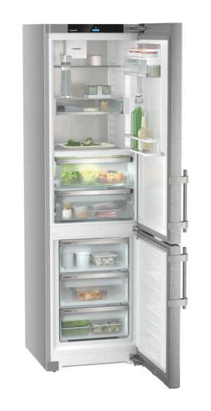 Комбиниран хладилник-фризер с BioFresh и NoFrost, CBNsdb 575i