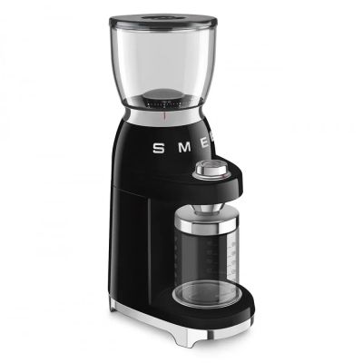 Кафемелачка SMEG, CGF11