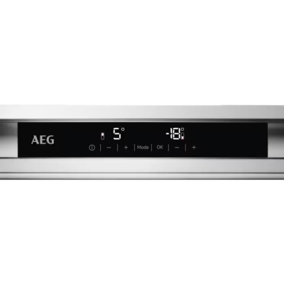 Комбиниран хладилник за вграждане AEG, SCE819E5TS