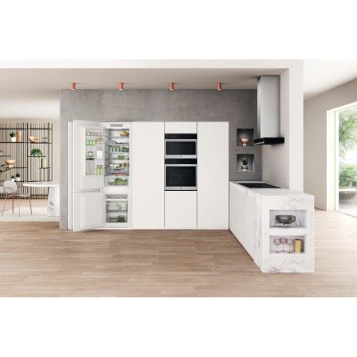 Комбиниран хладилник за вграждане Whirlpool, WHC20 T352