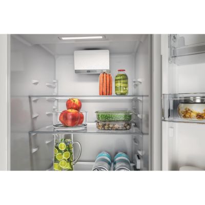 Комбиниран хладилник за вграждане Whirlpool, WHC20D013D1