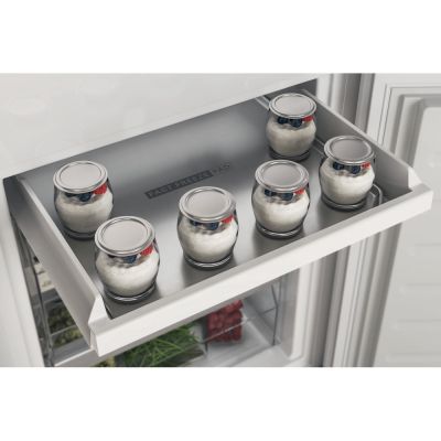 Комбиниран хладилник за вграждане Whirlpool, WHC20D013D1